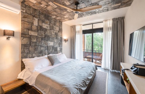 Zama Apartment | 2-Bed Condo 2 Full Baths Terraces off Living & Bedrooms
