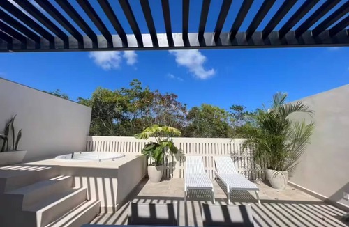 Tulum Apartment | 2-bedroom apartment in gorgeous Tulum with AC, fitness room, WiFi