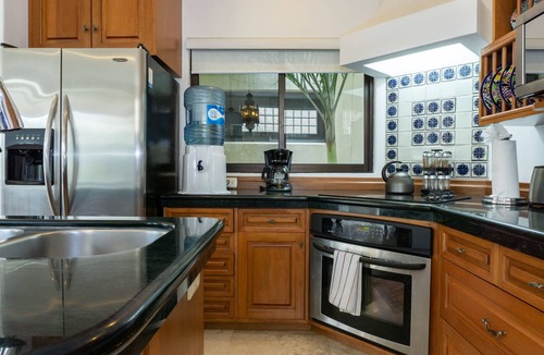 Downtown Condo | 2 Bedroom condo with private Roof top terrance by BRIC at The Royal Palms