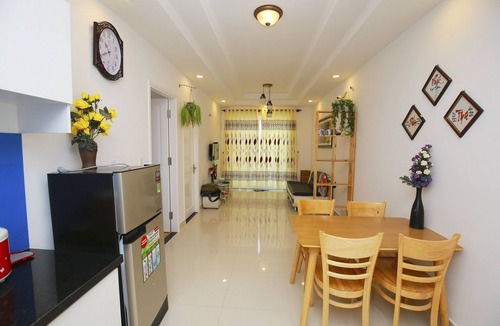 Thang Tam Apartment | 2 bedrooms Melody Apartment (A5-8)