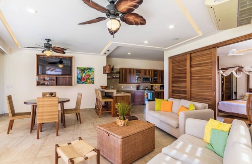 San Pedro Mixtepec Condo | 2 Beds 2 Baths Main Floor with Amazing Ocean Views