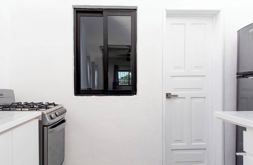 Centro Apartment | 2 BR, 5 Beds, Sleep 6, Kitchen, Roof, La Casa
