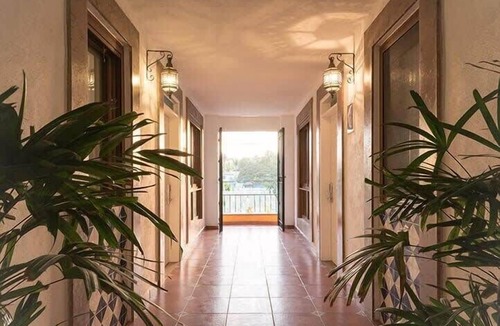 North End Apartment | 2 Deluxe 2BR Suites only 2' Walk from the Beach