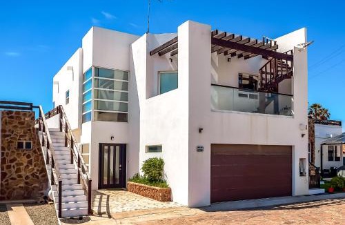 La Paloma House | 2-Story Dog-Friendly Villa with Outdoor Pool, Patio, 2 Balconies, Streaming, AC