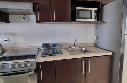 Queretaro House | 2-Story House With Large Pool and Parking Space