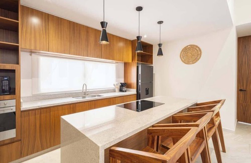 Xpu-Ha House | 2 villas in XpuHa: 7 bedrooms & Beach Club access