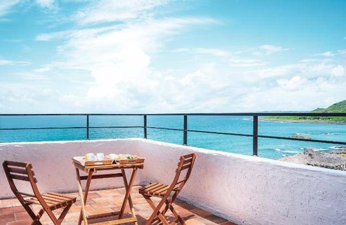 Sail Rock Beach Hotel | 200 m² Motel ∙ 2 bedrooms ∙ 10 guests