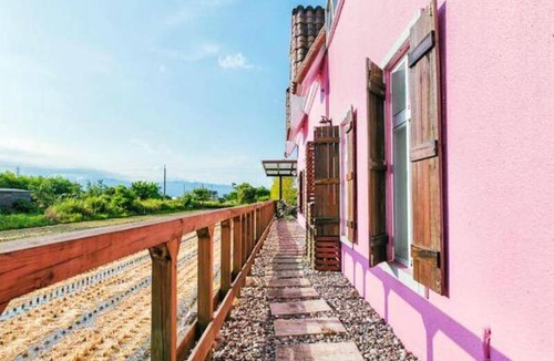 Dongshan Hotel | 200 m² Motel ∙ 3 bedrooms ∙ 12 guests
