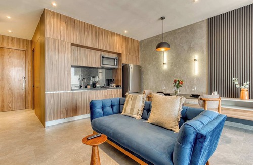 Cuauhtemoc Apartment | 2026 Football Retreat | Luxury Studio - Gym & Pool