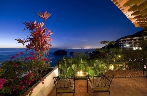 South Shore Hotel Area Villa | 20th Anniversary Special, Private Chef, Heated Pool & 360 Ocean Views!