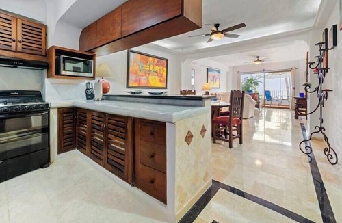Emiliano Zapata Apartment | 212-VistadelSol | 2BR/2BA Puerto Vallarta beach condo