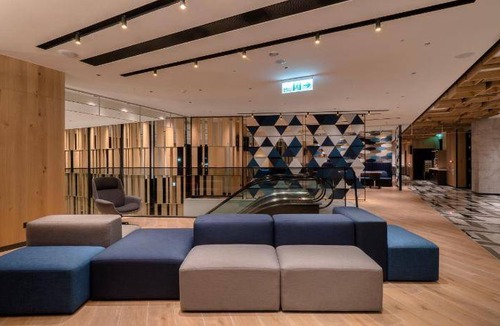 West District Hotel | 28 m² Hotel ∙ 127 guests