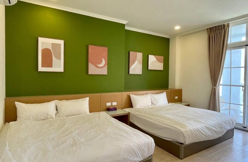 Xiaoliuqiu Hotel | 28 m² Hotel ∙ 8 guests