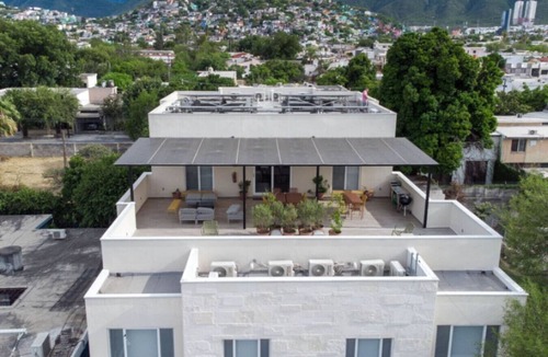 Monterrey Municipality House | 2AyC Casa Curie Coliving - Cama Matrimonial + Wifi