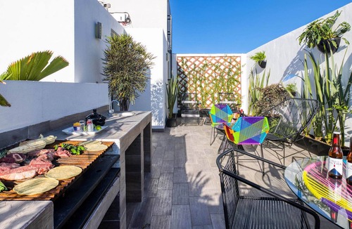 Colonia Cuauhtemoc Apartment | 2BR Apt w/Pvt Balcony | Gym+Rooftop+Grill