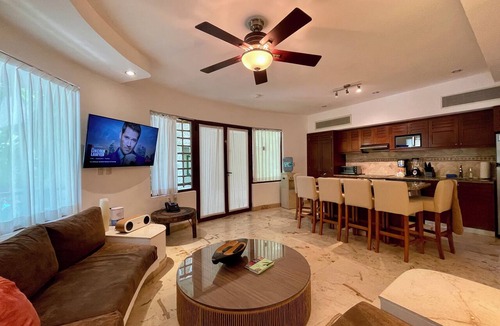 Downtown Apartment | 2BR Kobah 1 Block to Beach & 5th - Pool+Gym
