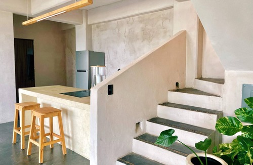Santa Maria Apartment | 2BR Penthouse Private Roof Deck AC Daily Clean