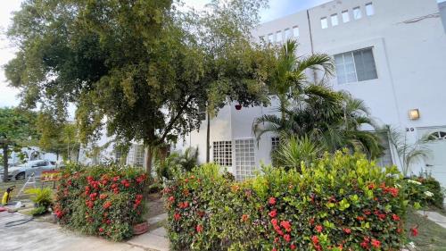 Las Jarretaderas House | 2story cozy house in a private community!