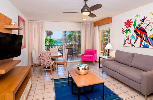 El Medano Ejidal Resort | 3 bedroom/4 Bath, Beachfront Resort Villa del Palmar Cabo for Christmas