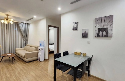 Tu Liem Apartment | 3-bedroom apartment in vinhomes skylake