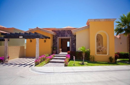 Paraiso Escondido Villa | 3 Bedroom Ocean View Villa with private pool & hot tub at Montecristo Estates