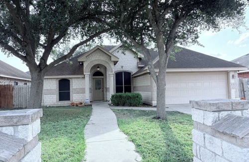 Weslaco House | 3 Bedroom with WiFi and AC in Weslaco