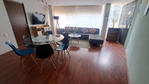 Colonia Cuauhtemoc Apartment | 3 RECS: BEAUTIFUL, SPACIOUS AND IMMEDIATE TO PASEO REFORMA