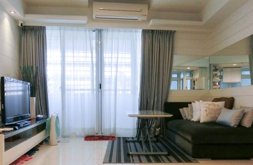 Zhongzheng Apartment | 3 rooms/3 beds /2bath/ Dongmen MRT1 mins/ Yongkang/s6-7
