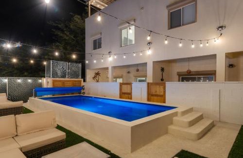 Cholla Bay House | 3 Story Home 3BR 2BA with Rooftop View and Heated Pool