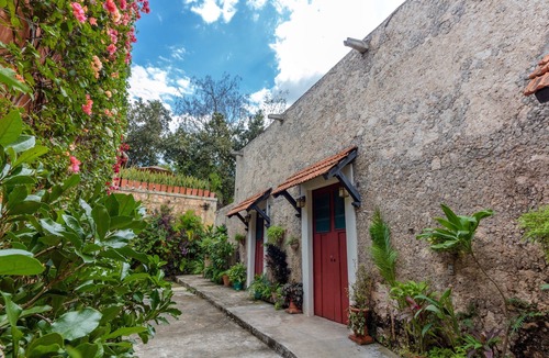 Valladolid House | 300 year old colonial mansion one block from the town square
