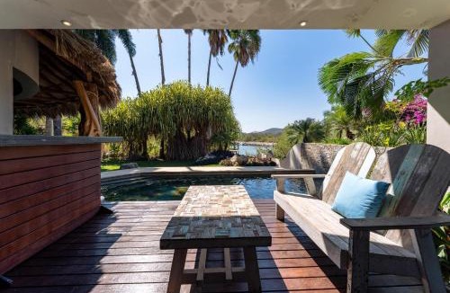 Crucecita Villa | 3093 - Villa Isavio