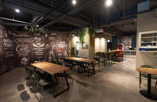 South District Hotel | 33 m² Hotel ∙ 6 guests
