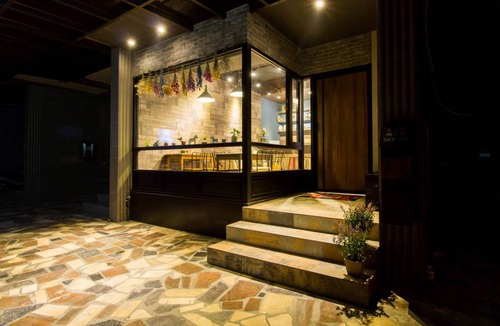 Dongshan Hotel | 36 m² Motel ∙ 127 guests