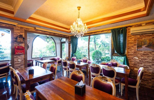 Dongshan Hotel | 390 m² Motel ∙ 3 bedrooms ∙ 14 guests