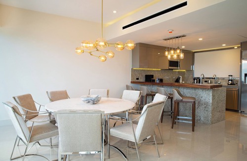 Puerto Juarez Resort | 3BR Penthouse Loft, Rooftop Ocean View Terrace, Save 45% vs Garza Blanca Direct