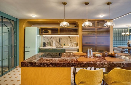 Hipodromo Apartment | 3BR Retro-Modern Luxury - Unique Condesa Retreat