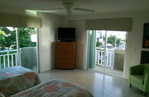 San Miguel Condo | 4/4.5 Condo Oceanfront Cozumel Downtown AC WiFi Security