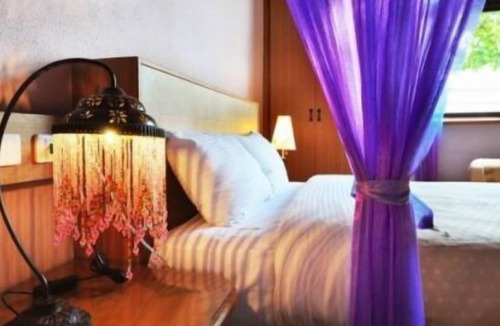 Ren'ai Bed & Breakfast | -4,Chingjing 4pax Violet