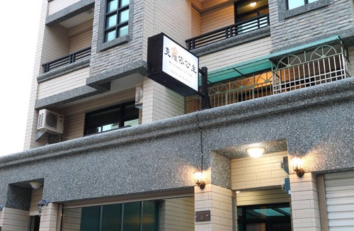 Hengchun Old Town Hotel | 40 m² Motel ∙ 8 guests