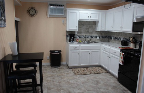 Port Mansfield Cottage | 401 Legion-Back - - Just Remodeled, Cozy 1 Bedroom