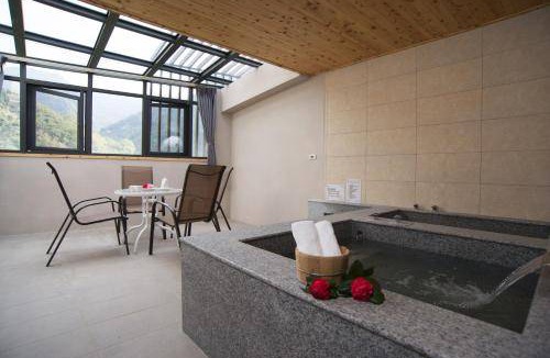 Taian Hotel | 45 m² Motel ∙ 4 guests