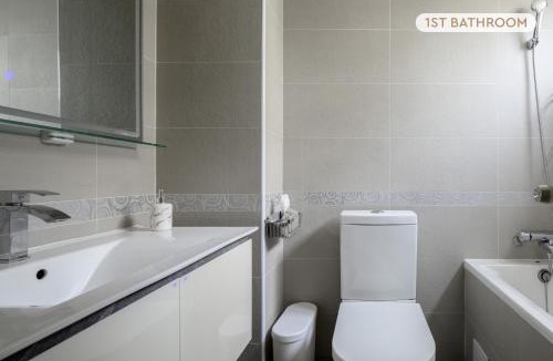 Daan Apartment | 4B2b Yanji Earthly Home 2min to SYS Memorial Hall MRT 延吉大地之家 4房2衛 2分到國父紀念館站