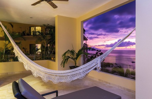 South Shore Hotel Area Apartment | 5-Diamond Resort ◆ Garza Blanca PV 1BR ◆ Save 45% vs. Garza Blanca Direct