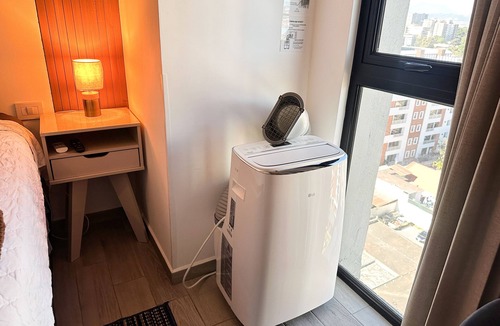 Zona 10 Apartment | 5 minutes from Oakland Mal! 3 bedrooms and A/C