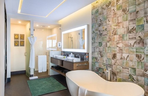 Puerto Juarez Hotel | 5-Star Oceanfront Luxury at Garza Blanca Cancun – All the Comforts of Home