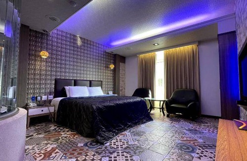 Rende District Hotel | 50 m² Motel ∙ 8 guests