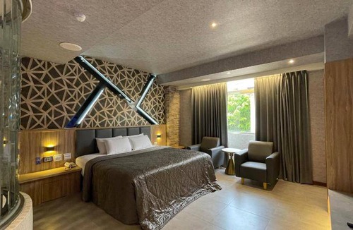 Rende District Hotel | 50 m² Motel ∙ 8 guests