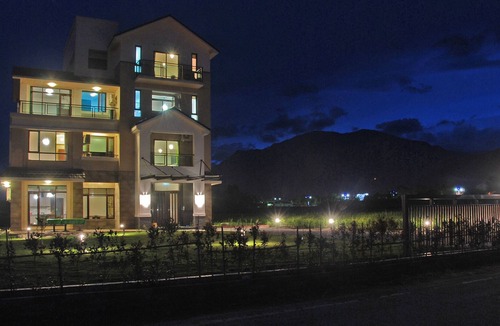 Ji'an Bed & Breakfast | 501 Hill view quadruple room - Hualien