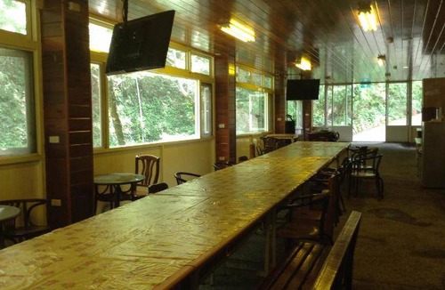 Ren'ai Hotel | 52 m² Motel ∙ 9 guests