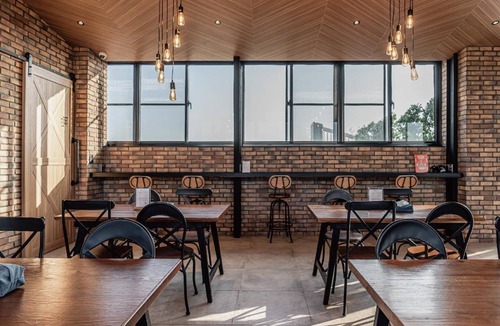 West Central District Hotel | 60 m² Hotel ∙ 8 guests
